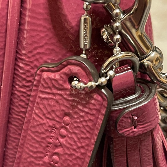 SALE 🎉 COACH Leather pink purse cross body. Final price ! - Picture 6 of 10